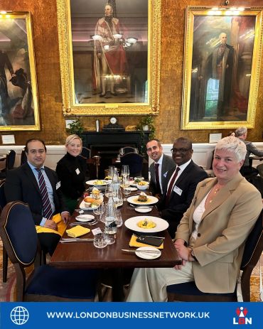 Participants at an LBN executive dining gathering